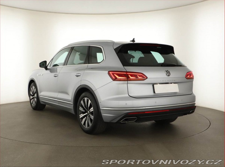 Volkswagen Ostatní modely Touareg 3.0 TDI 2020