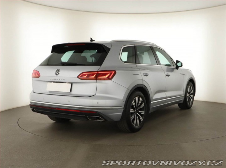 Volkswagen Ostatní modely Touareg 3.0 TDI 2020