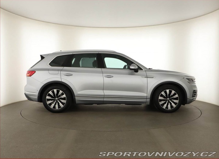 Volkswagen Ostatní modely Touareg 3.0 TDI 2020