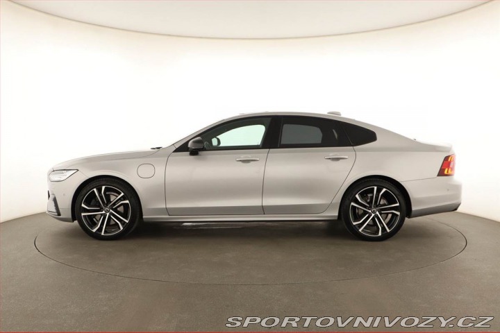 Volvo S90 T8 Recharge 2024