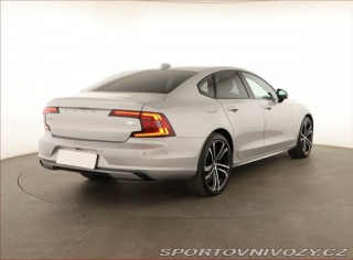 Volvo S90 T8 Recharge 2024