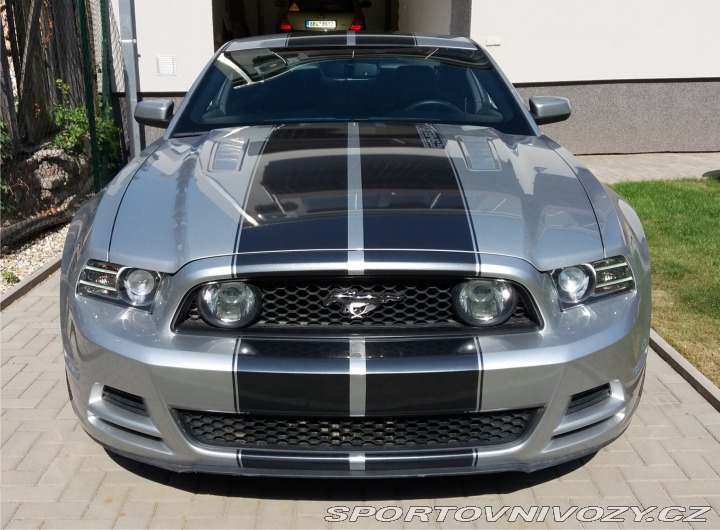 Ford Mustang GT 2012