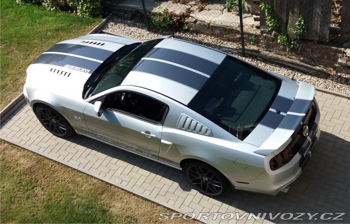 Ford Mustang GT 2012