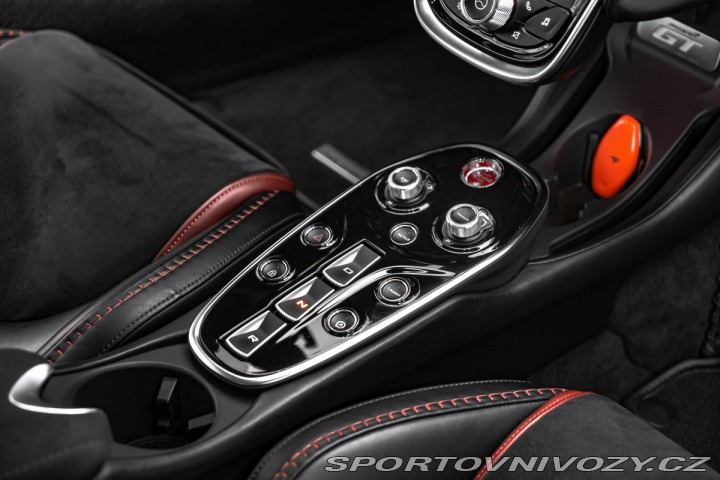 McLaren Ostatní modely  2021