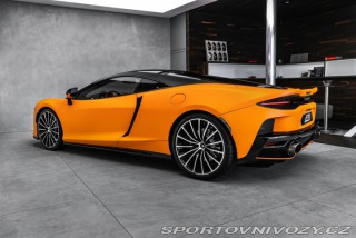McLaren Ostatní modely  2021