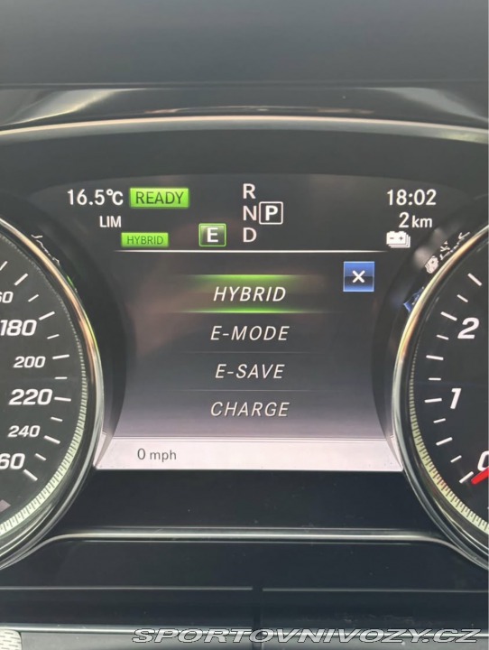 Mercedes-Benz E  2020