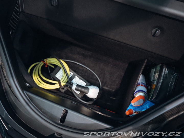 BMW i8 Ultimate Sophisto Edition 2019