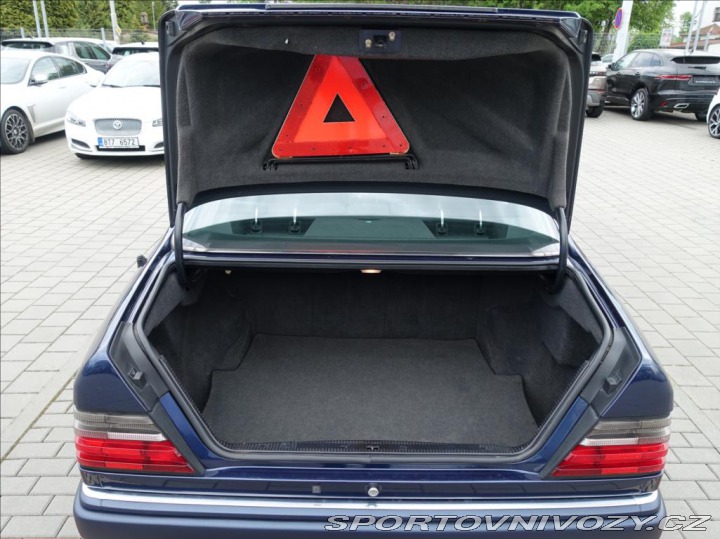 Mercedes-Benz Ostatní modely 124 2,0 200 Sportline coupé,A 1995