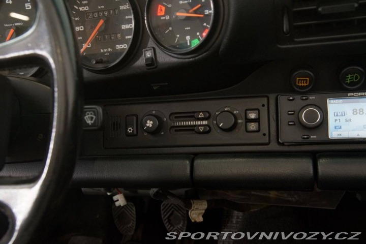 Porsche 911 964 Carrera 2 1991