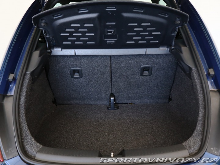 Volkswagen Beetle 2.0 TSI 2012