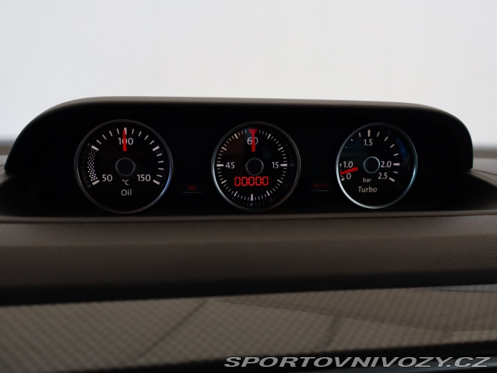 Volkswagen Beetle 2.0 TSI 2012