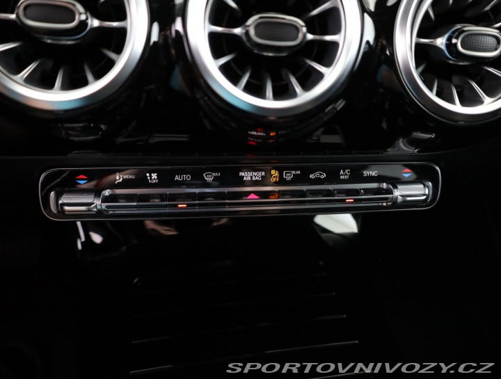 Mercedes-Benz CLA 220 d 4MATIC 2021