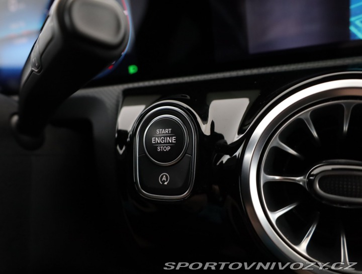 Mercedes-Benz CLA 220 d 4MATIC 2021