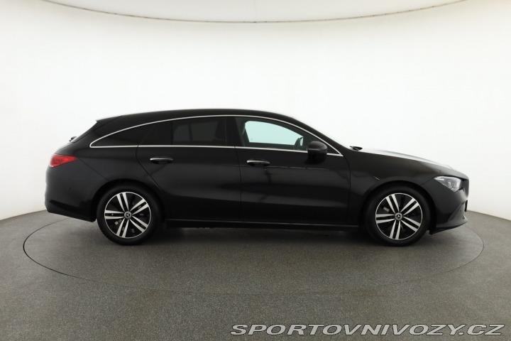 Mercedes-Benz CLA 220 d 4MATIC 2021