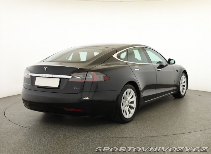 Tesla Model S 75D 2018