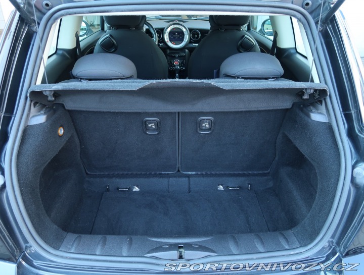 Mini Cooper Cooper D 2013