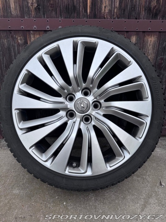 Opel Insignia OPC 2,8   OPC 1800