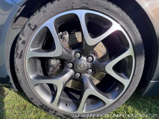 Opel Insignia OPC 2,8   OPC 1800