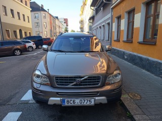 Volvo  XC90 3,2   l AWD exucutive LPG
