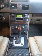 Volvo Ostatní modely XC90 3,2   l AWD exucutive LPG 2008