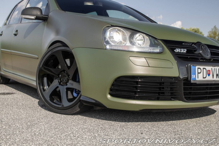 Volkswagen Golf R32 3.2 V6 DSG / AJ NA S 2008
