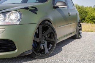 Volkswagen Golf R32 3.2 V6 DSG / AJ NA S 2008