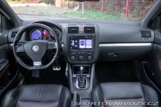 Volkswagen Golf R32 3.2 V6 DSG / AJ NA S 2008