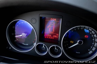 Volkswagen Golf R32 3.2 V6 DSG / AJ NA S 2008