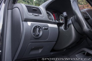 Volkswagen Golf R32 3.2 V6 DSG / AJ NA S 2008