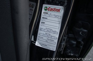 Volkswagen Golf R32 3.2 V6 DSG / AJ NA S 2008