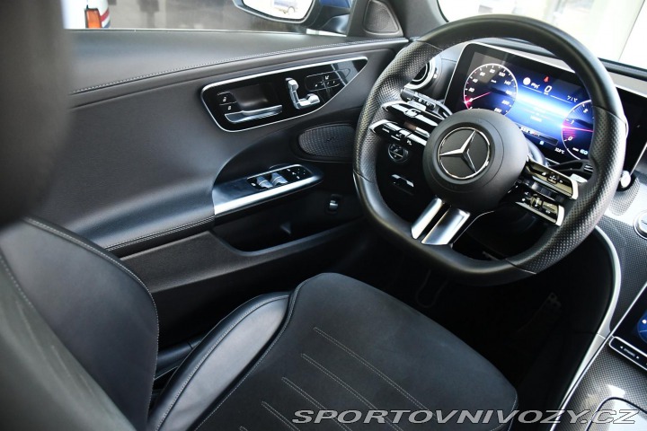 Mercedes-Benz C 220D 4M AMG ČR 2022