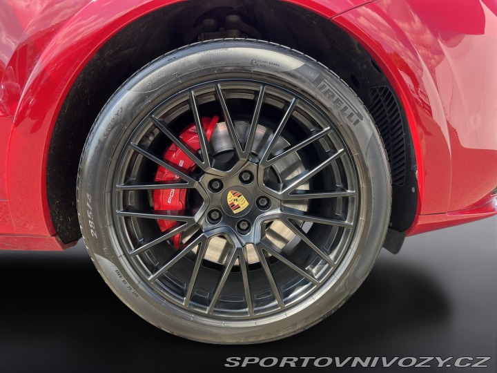 Porsche Cayenne GTS 2021