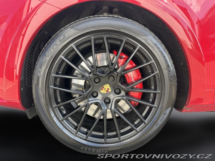 Porsche Cayenne GTS 2021