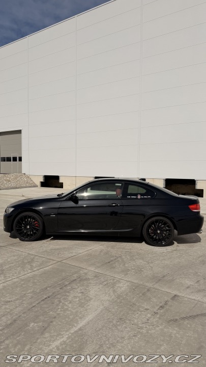 BMW 3 E92 330xd 2009