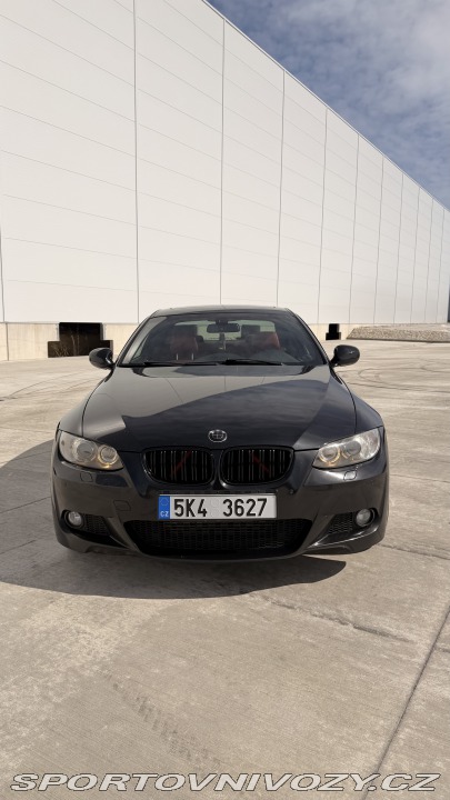 BMW 3 E92 330xd 2009