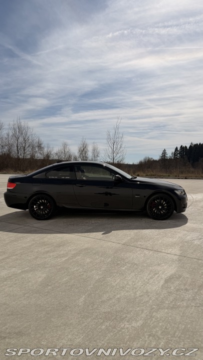 BMW 3 E92 330xd 2009
