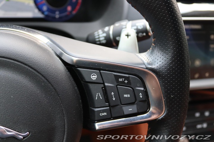Jaguar F-Pace SVR 5.0 V8 AWD 405kW DPH 2018