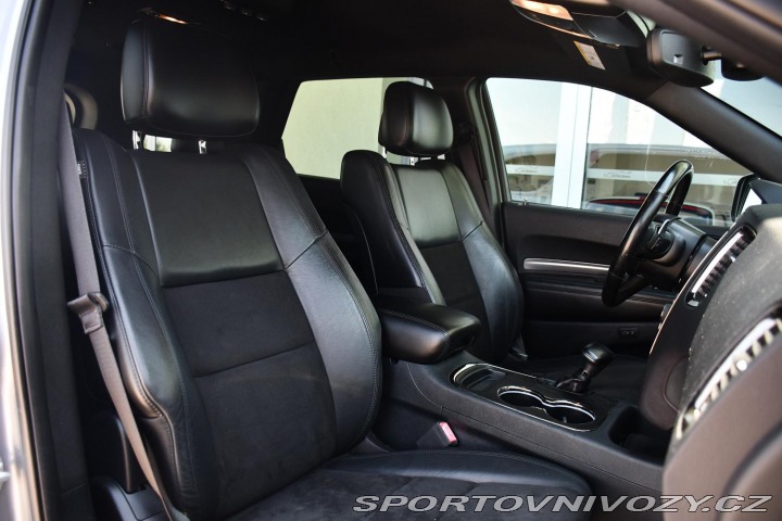 Dodge Durango 3.6L AWD V6 7.MÍST 2020