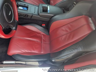Aston Martin Vantage  2010