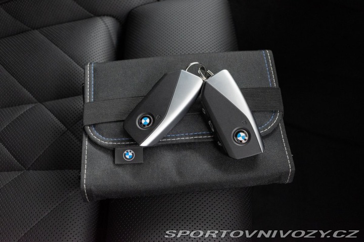BMW X5 xDrive50e ZÁRUKA*AIR*TANŽ 2024
