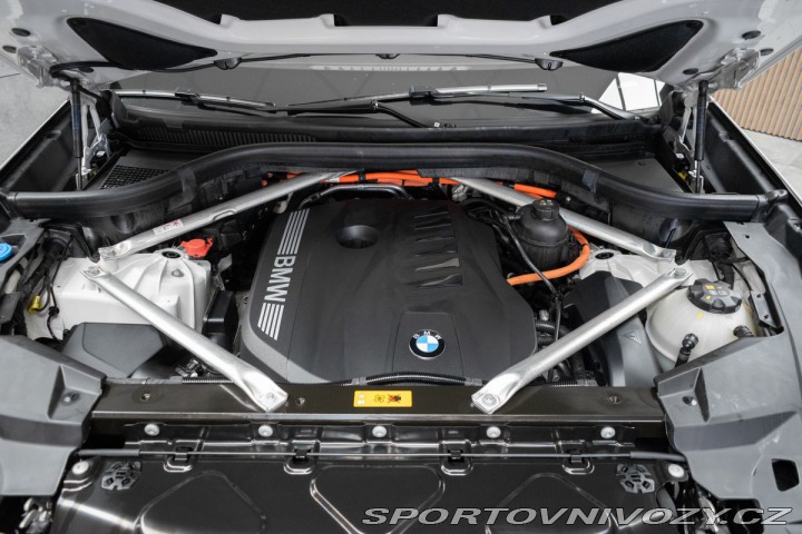 BMW X5 xDrive50e ZÁRUKA*AIR*TAŽN 2024