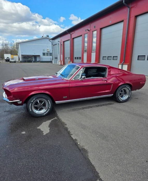 Ford Mustang GTA S-Code V8