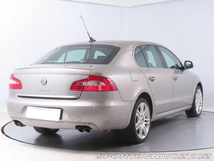 Škoda Superb 3.6 FSI V6 2009