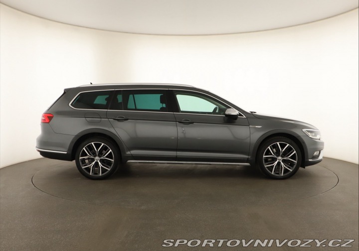Volkswagen Ostatní modely Passat Alltrack 2.0 BiTDI 2017
