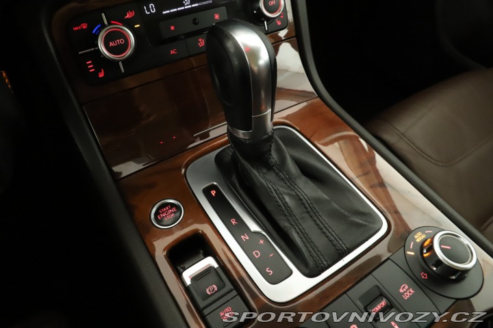 Volkswagen Ostatní modely Touareg  4.2 V8 TDi 2010