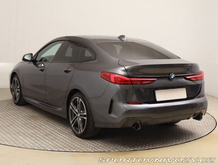 BMW 2 Sport Line 218d 2021
