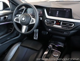 BMW 2 Sport Line 218d 2021