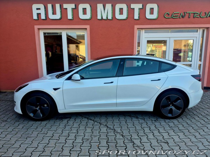 Tesla Model 3 Long Range, Dual Motor, 3 2022