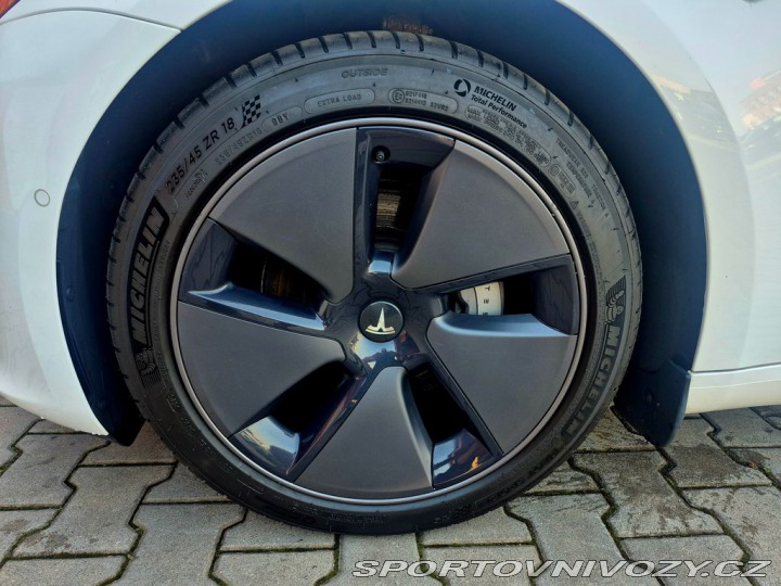 Tesla Model 3 Long Range, Dual Motor, 3 2022