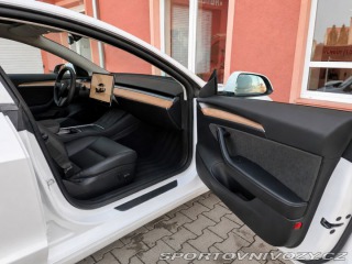Tesla Model 3 Long Range, Dual Motor, 3 2022